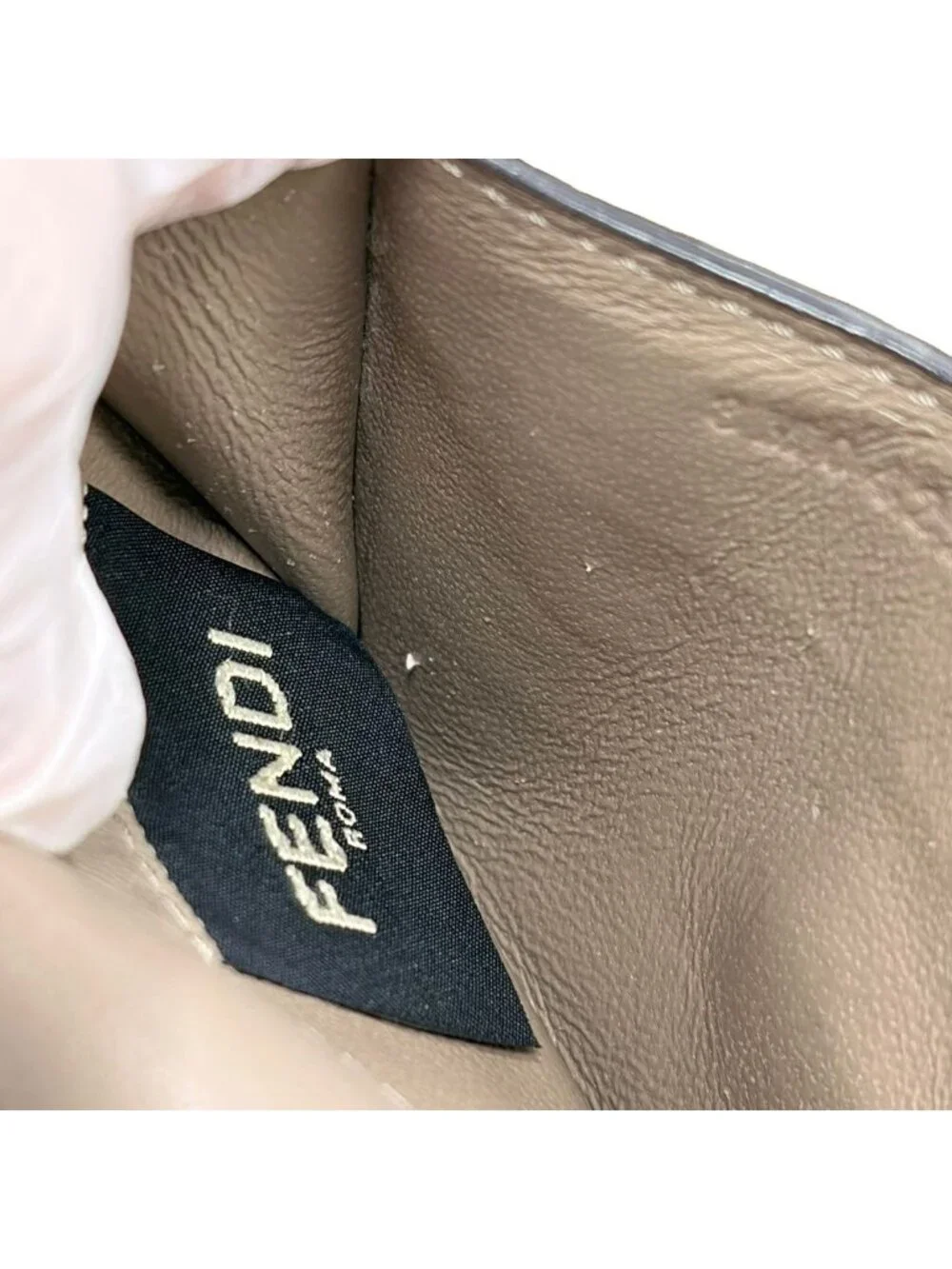 Fendi Selleria Peekaboo Leather Card Case Beige
